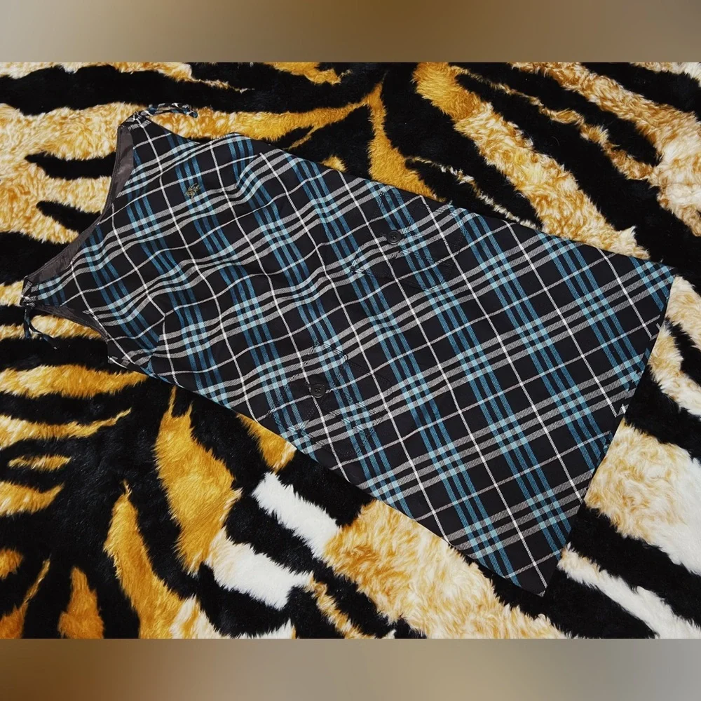 Authentic Burberry dress - Picture 13 of 16